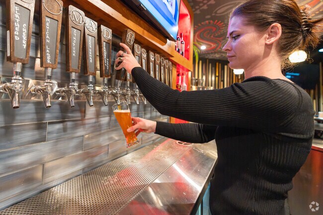 MadHouse Bar & Grill is a local favorite for pizza and pub fare.