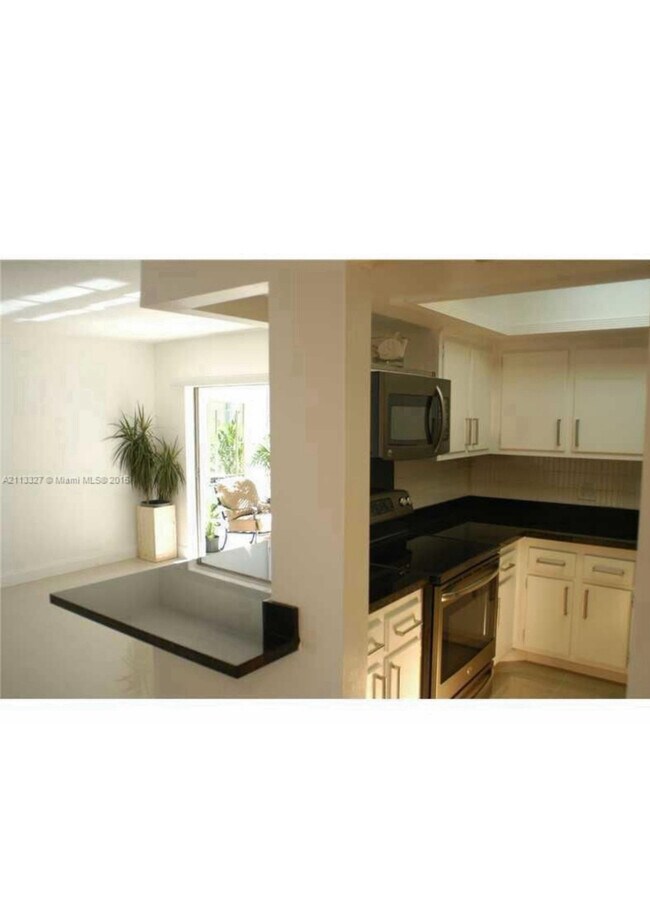 2431 SW 82nd Ave Unit 202, Davie, FL 33324