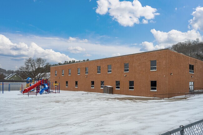 Grades PreK-5 attend Plum City Elementary School.