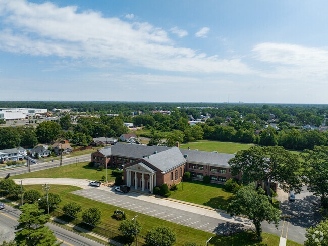 Brook Ave Elementary School is located in the Bay Shore neighborhood.