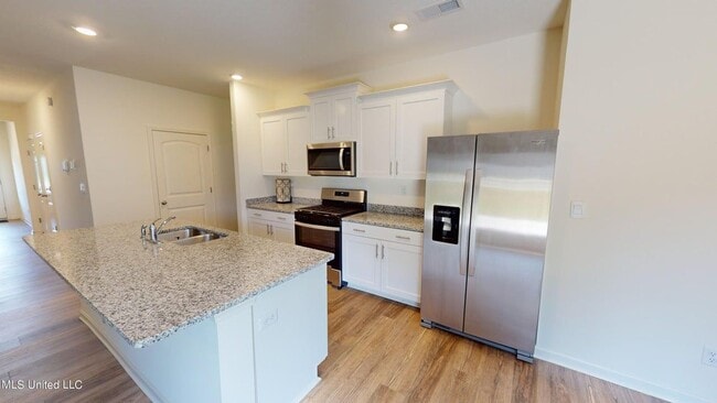 2427 Hyacinth Ln, Hernando, MS 38632 - photo 2