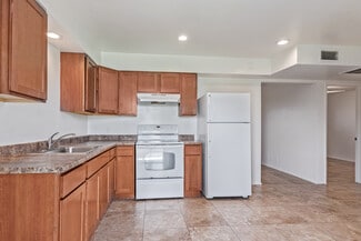 3201 N 36th St, Phoenix, AZ 85018
