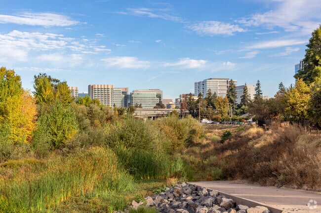 Washington-Guadalupe is located just south of Downtown San Jose and east of Willow Glen.