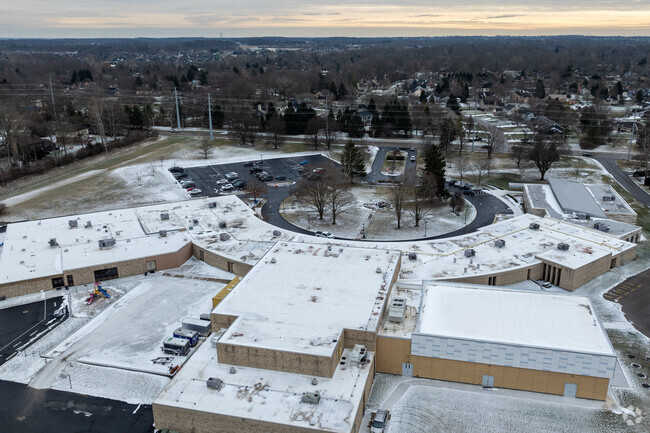 The student to teacher ratio at Spring Valley Academy is 14 to 1.