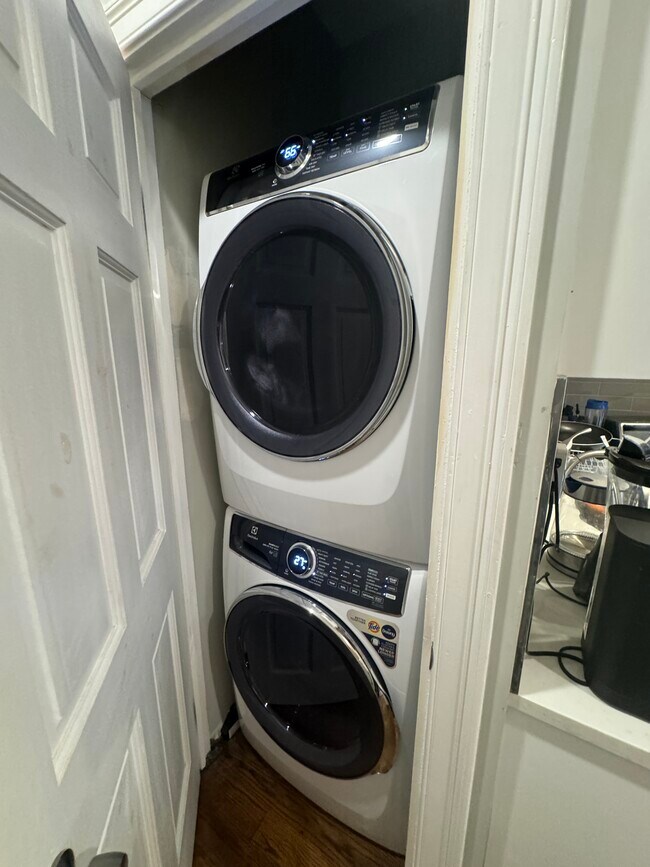 92 Calumet St unit 1, Roxbury Crossing, MA 02120 - photo 3