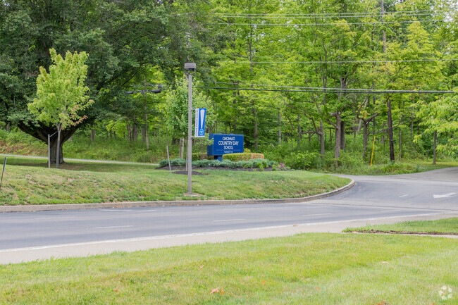 Cincinnati Country Day School is a private, college preparatory school in Indian Hill.