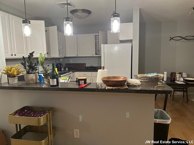 Malden Place Condominiums unit 311, Malden, MA 02148 - photo 4