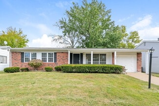 2250 Briarcrest Dr, Florissant, MO 63033