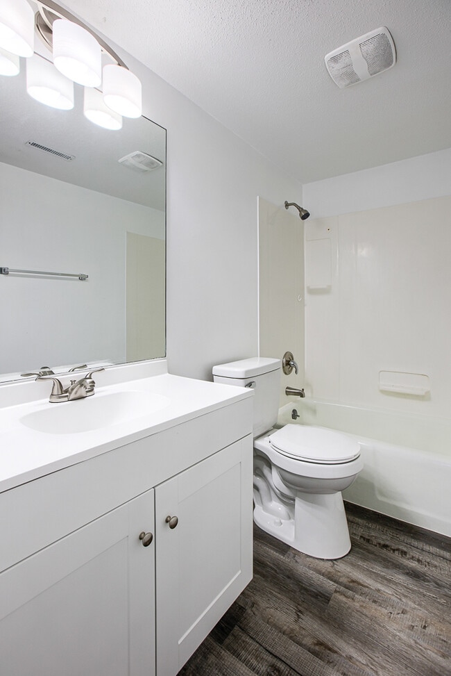 Meadowlark Apts, Lincoln, NE 68504 - photo 5