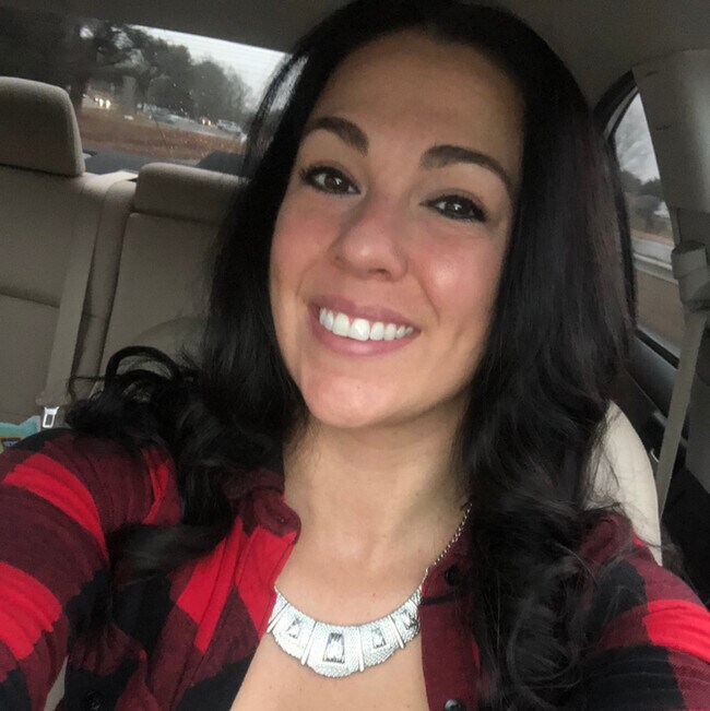 Nicole Loiselle
