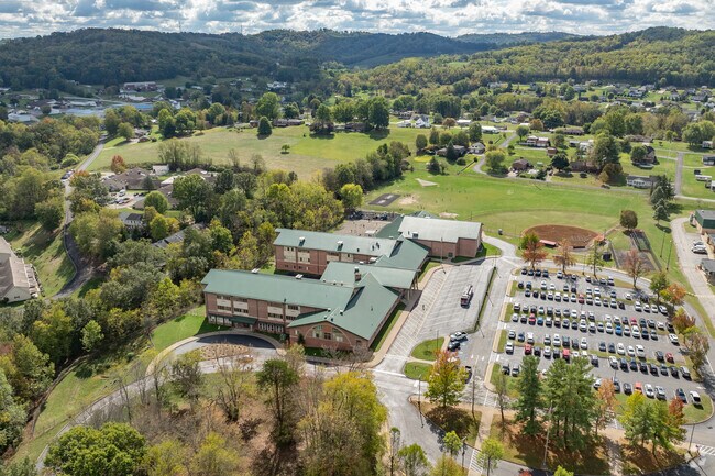 Waynesburg Central Elementary School is where kids love to learn.