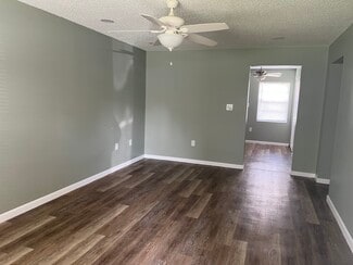 101 Lake Hunter Dr, Lakeland, FL 33803