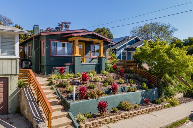 Adoringly maintained Craftsman style homes in South Park are common.