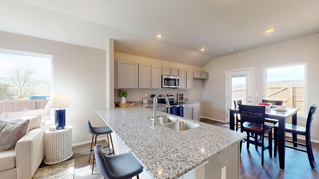 2662 S Ouachita Dr, Fayetteville, AR 72701 - photo 2