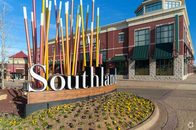 While shopping is limited in Smoky Ridge, you can head east a few minutes to reach Southlands.