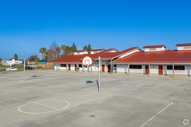 Heritage Elementary School in Tulare offers students several sports to be active in.