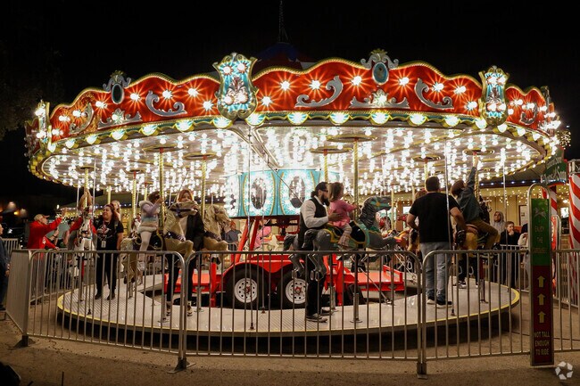 Carol of Lights is the signature Christmas event in Grapevine.