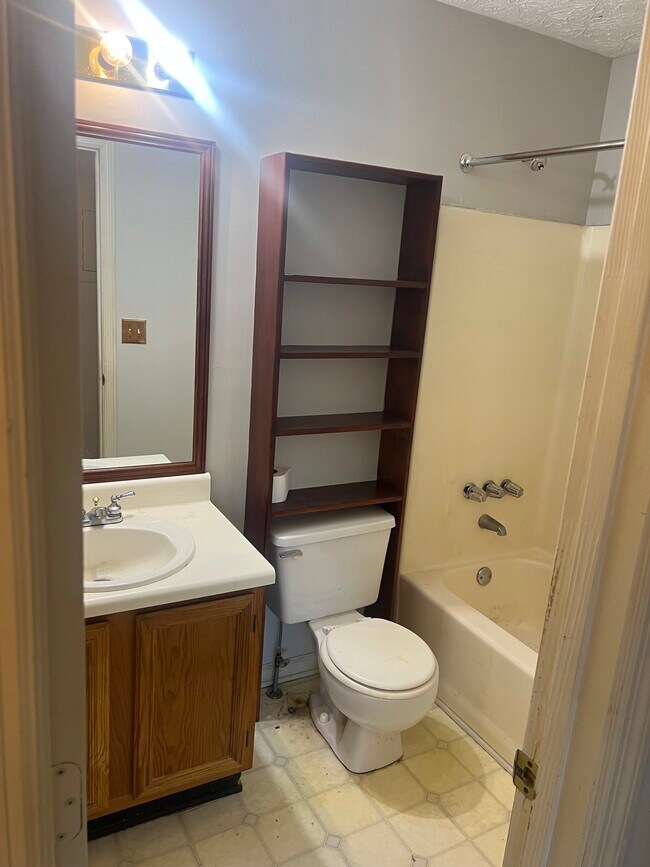 6424 Charter Way, Lithonia, GA 30058 - photo 6