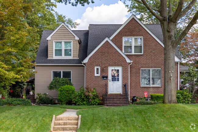 Cute cape cod style homes can be found throughout Sayreville.
