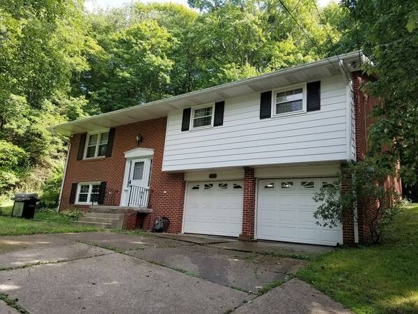 1710 Wade St Extension, Aliquippa, PA 15001 - photo 2