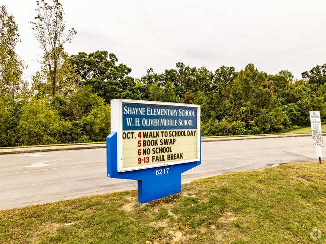 May Werthan Shayne Elementary School shares the campus with W.H. Oliver Middle School.