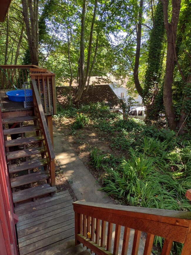 1037 Vine Ave, Coos Bay, OR 97420 - photo 6