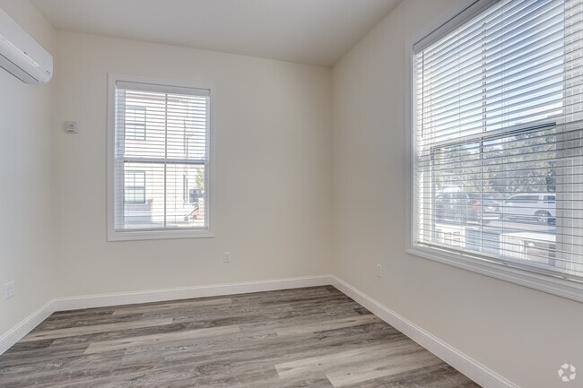 Sea Captains Row, Hyannis, MA 02601 - photo 6