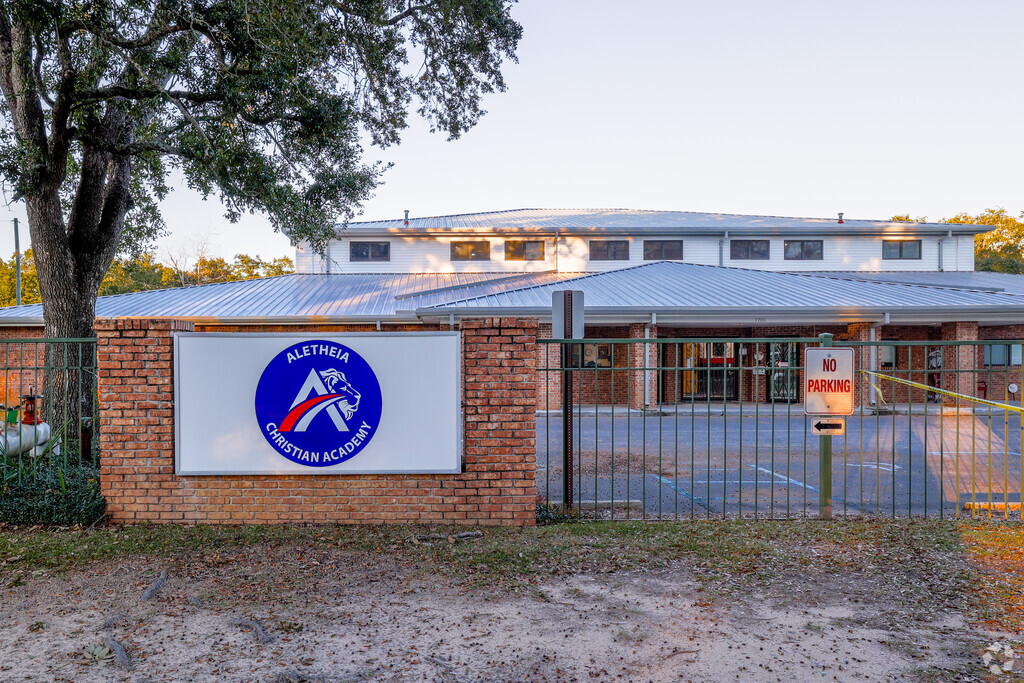 Athetheia Christian Academy welcomes students in the neighborhood.