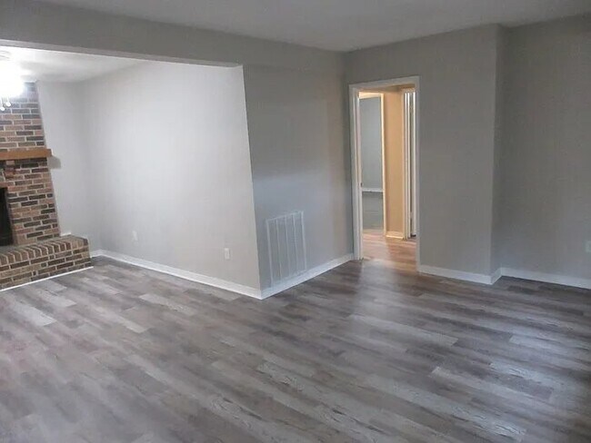 200 Mccormick Ave, Birmingham, AL 35215 - photo 4