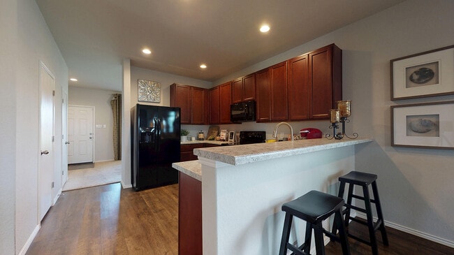 13 Oak Leaf Dr, Conway, AR 72032 - photo 2