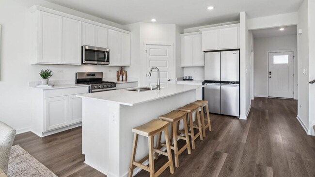 285 Snowdrop Ln, Elgin, IL 60124 - photo 5