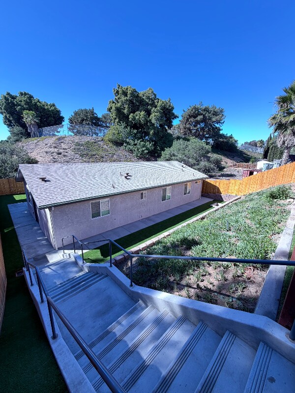 2214 Finch Ln, San Diego, CA 92123 - photo 4