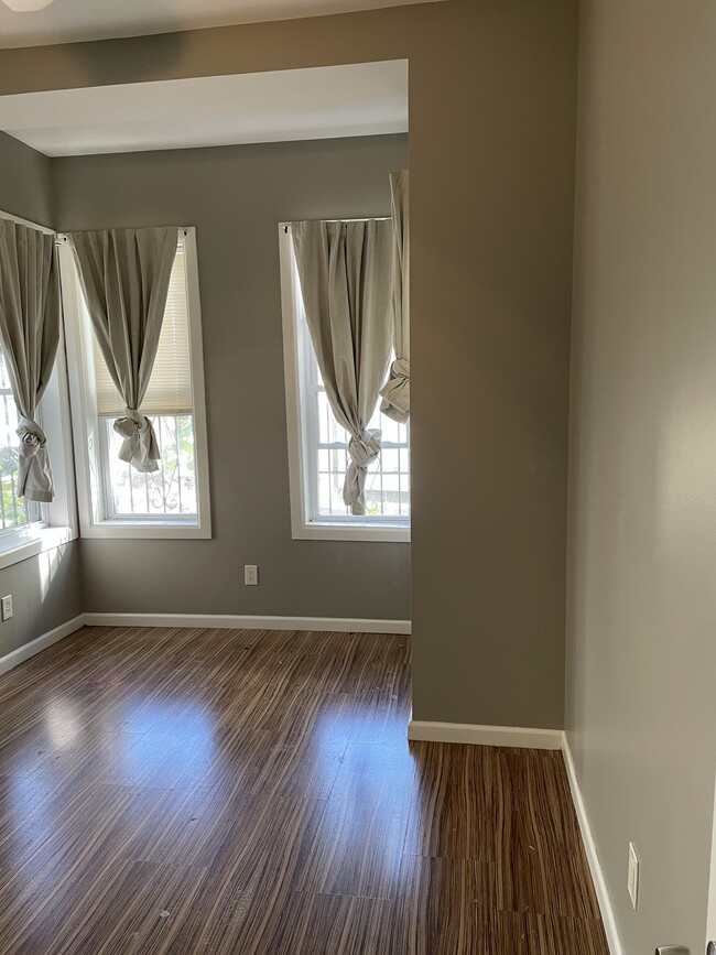 2013 N College Ave unit 2, Philadelphia, PA 19121 - photo 5
