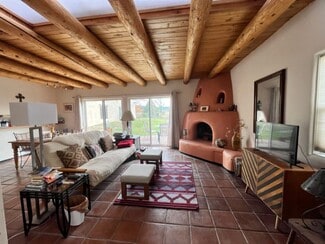 128 Dona Ana Dr, Taos, NM 87571