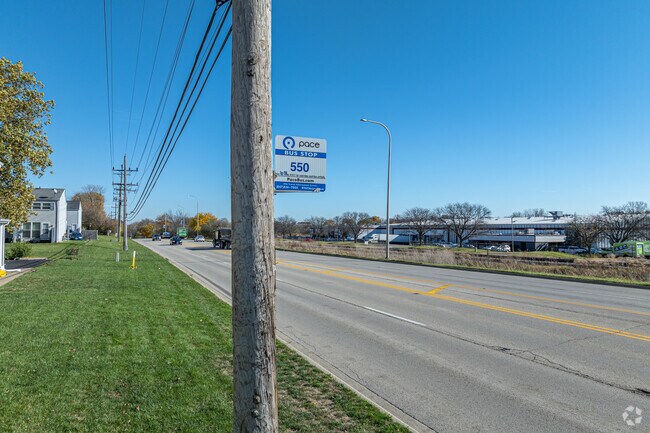 Residents can use the Pace bus system to travel all throughout Chicagoland.