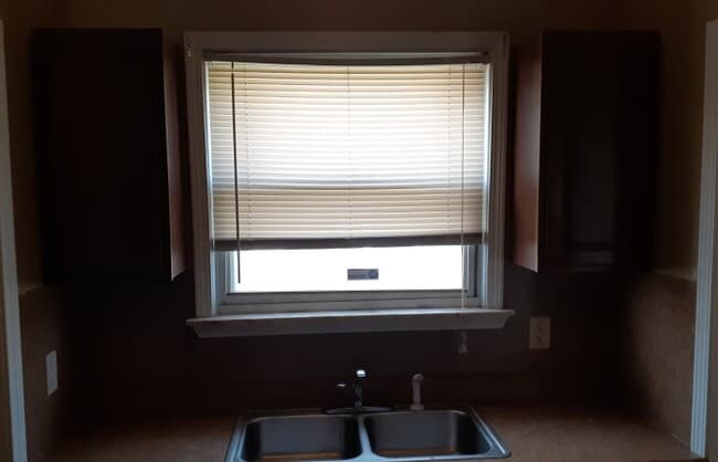 11917 Laing St, Detroit, MI 48224 - photo 3