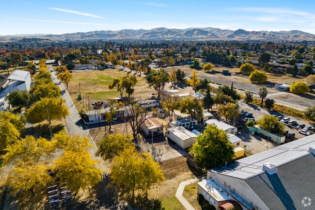 Antioch Charter Academy II celebrates creativity A glimpse into a vibrant and colorful art cla