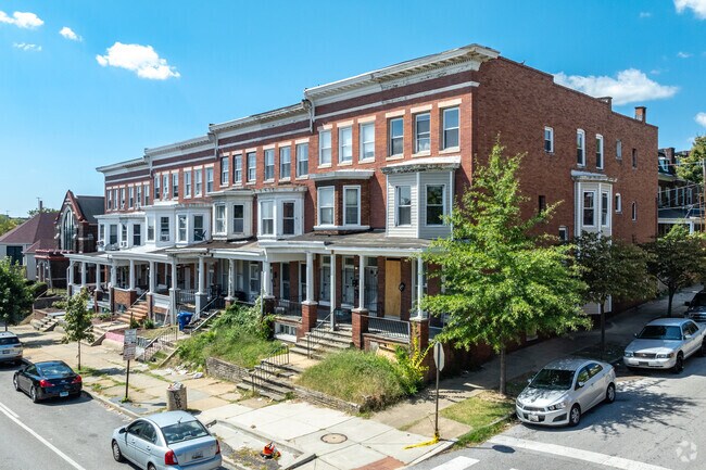 Row homes are very predominant in Parkview-Woodbrook.