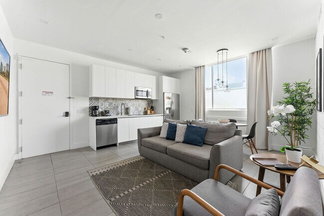 538 Meridian Ave unit ID1020731P, Miami Beach, FL 33139 - photo 4