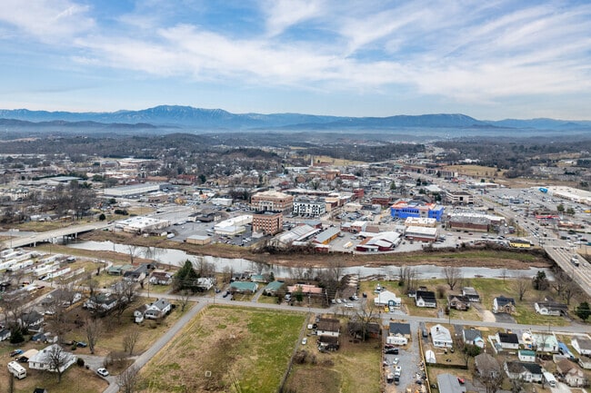 Sevierville residents enjoy having front door access to the Great Smoky Mountains National Park.