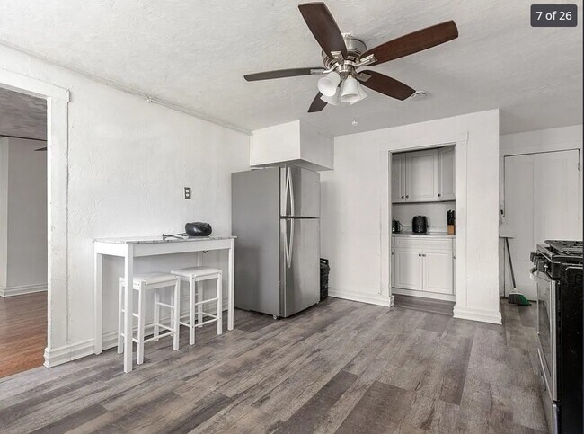 173 School St unit D, Webster, MA 01570 - photo 6