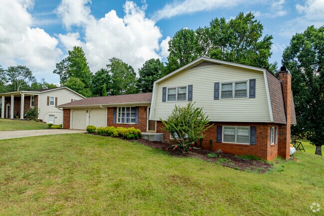 Northlakes has many older neighborhoods and home styles like well kept split levels.