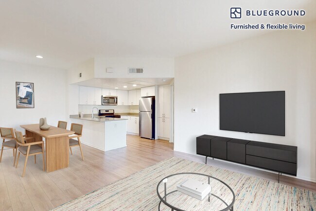 351 Hodencamp Rd unit FL1-ID8820A, Thousand Oaks, CA 91360 - photo 3