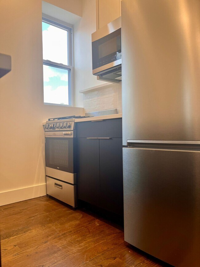 294 Hoboken Ave unit 11, Jersey City, NJ 07306 - photo 6