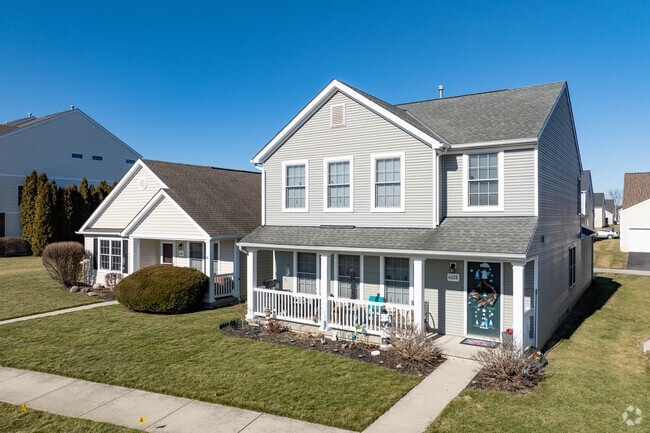 Houses and condos in West Albany typically range between $270,000 and $510,000.