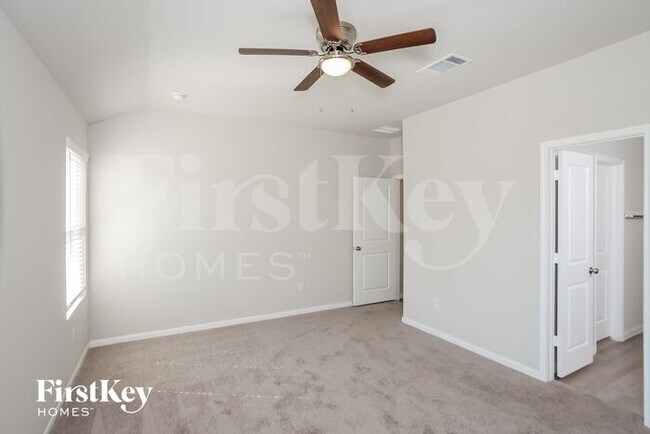 1826 Morse Way, San Antonio, TX 78227 - photo 7