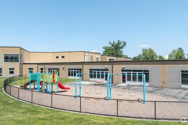 Eastmont Elementary School has approximately 331 students.