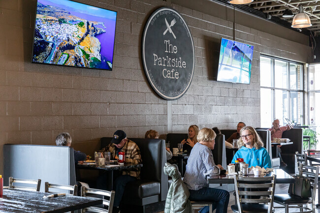 The Parkside Cafe is Downtown Bristol's most popular lunch spot.