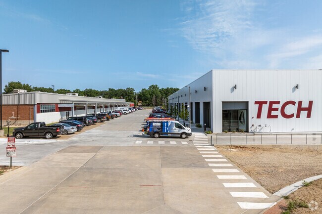 Just minutes away, students can head to the Manhattan Area Technical College.