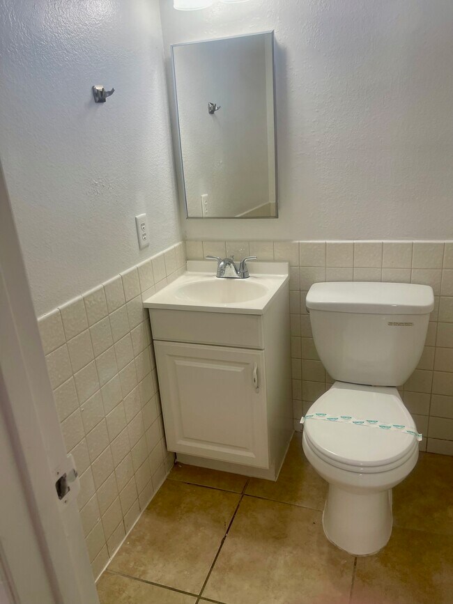 320 Champlin Ave, Henderson, NV 89015 - photo 4